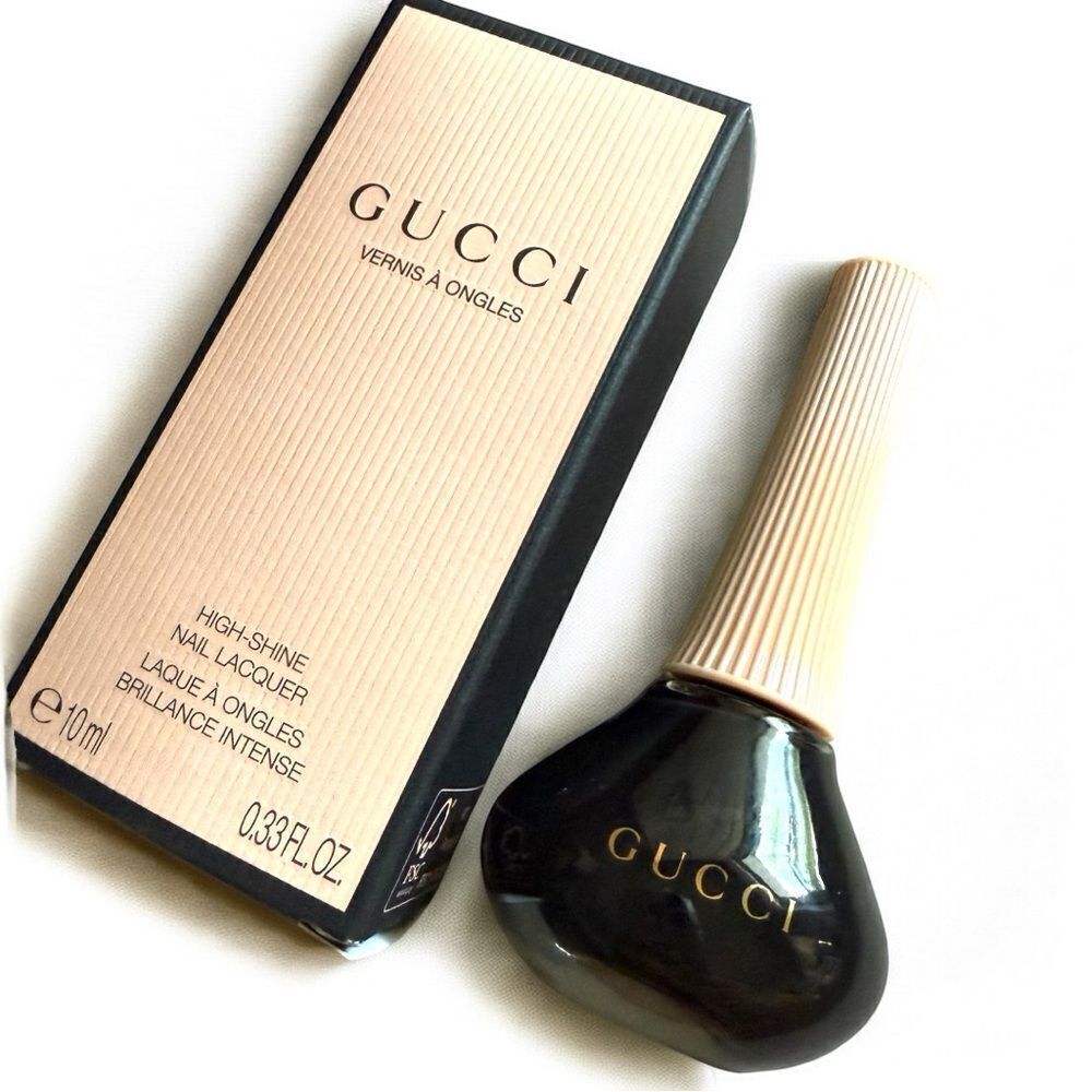 GUCCI Vernis à Ongles Nail Polish 700 Crystal Black – High-Shine Gloss